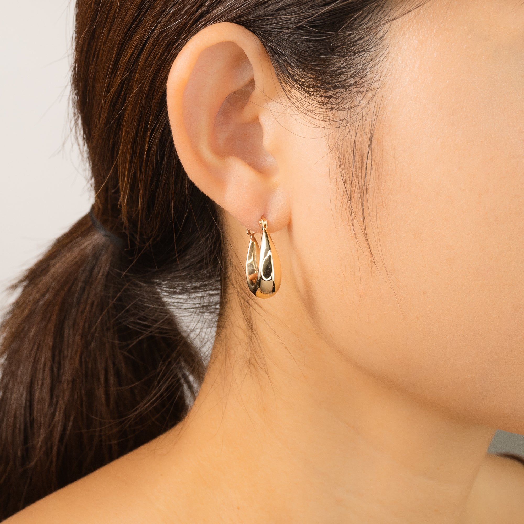 Hollow Knife Edge Earrings in 10K Yellow Gold