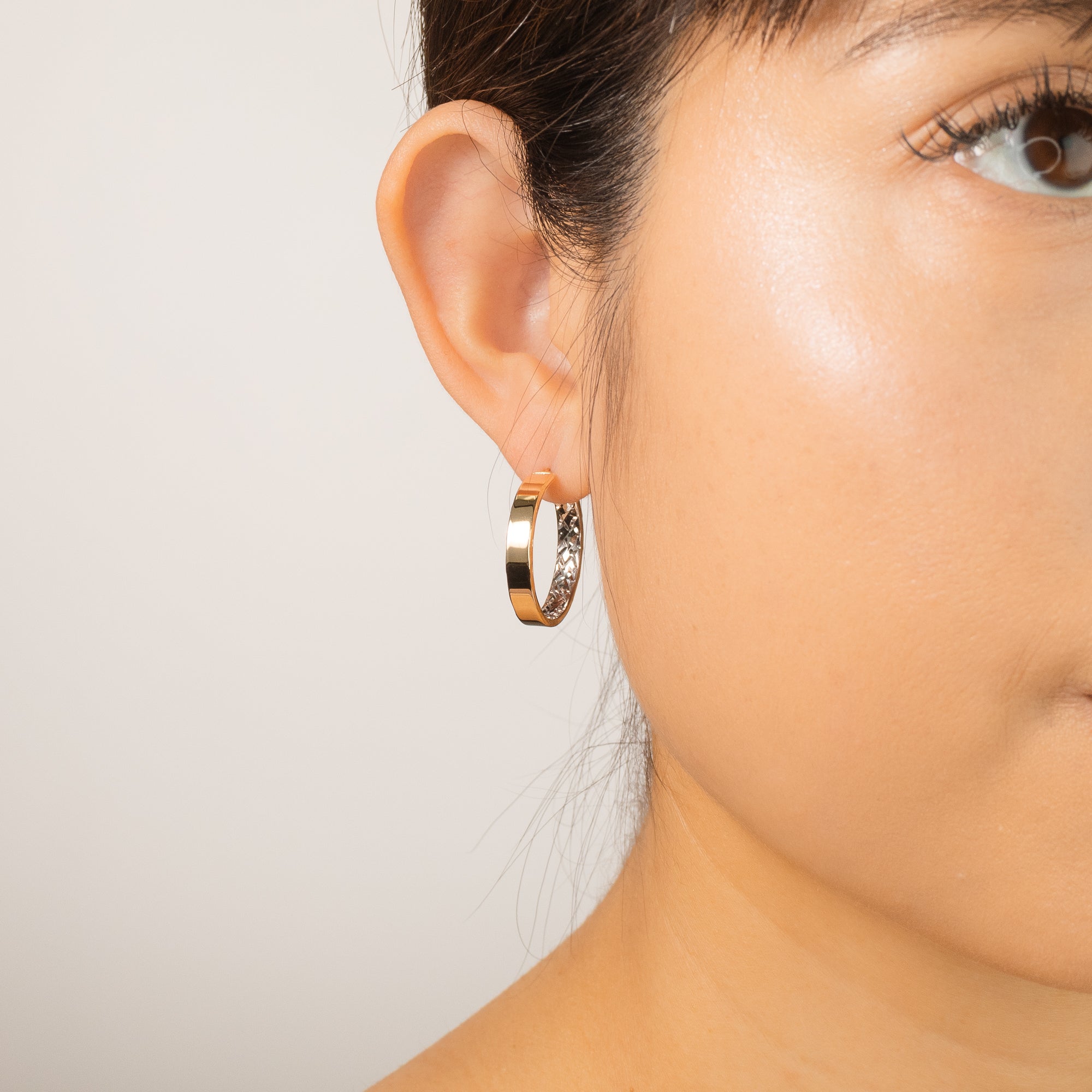 Hoop Earrings in 10K Yellow Gold