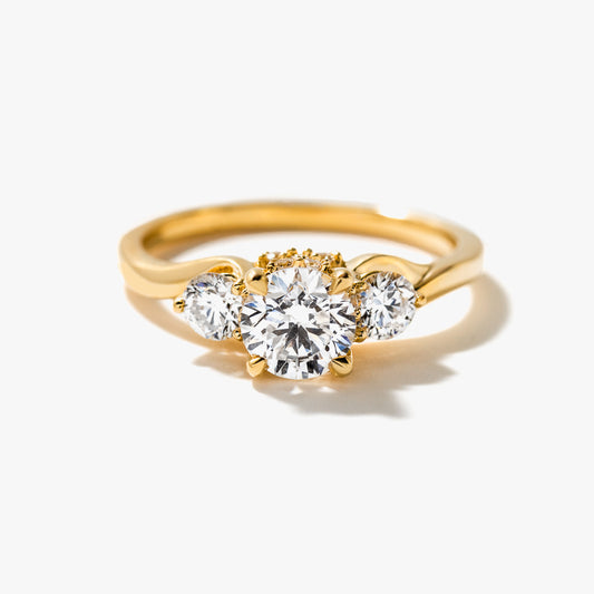 Lab Grown Round Cut Diamond Engagement Ring in 14K Yellow Gold (1.00 ct tw)