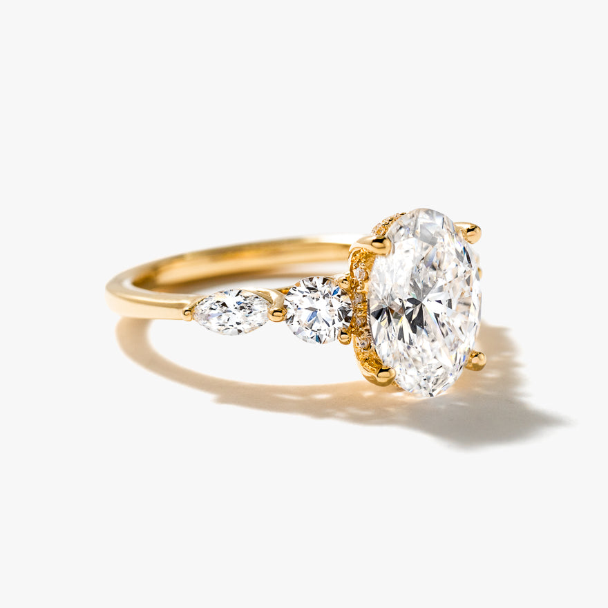 Lab Grown Oval Cut Diamond Engagement Ring in 14K Yellow Gold (2.75 ct tw)