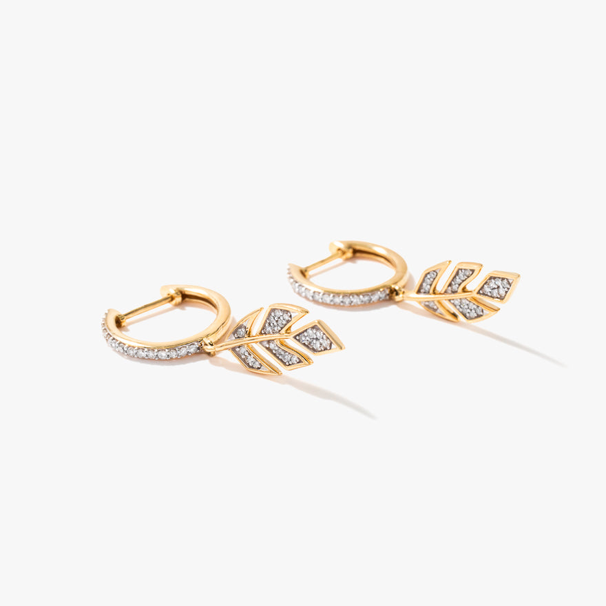 Diamond Leaf Drop Earrings in 10K Yellow Gold (0.30 ct tw)