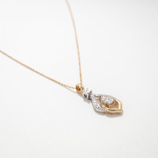 Diamond Cluster Necklace in 10K White and Yellow Gold (0.25 ct tw)