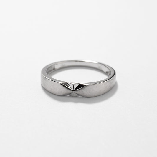 Men's Ring in 10K White Gold