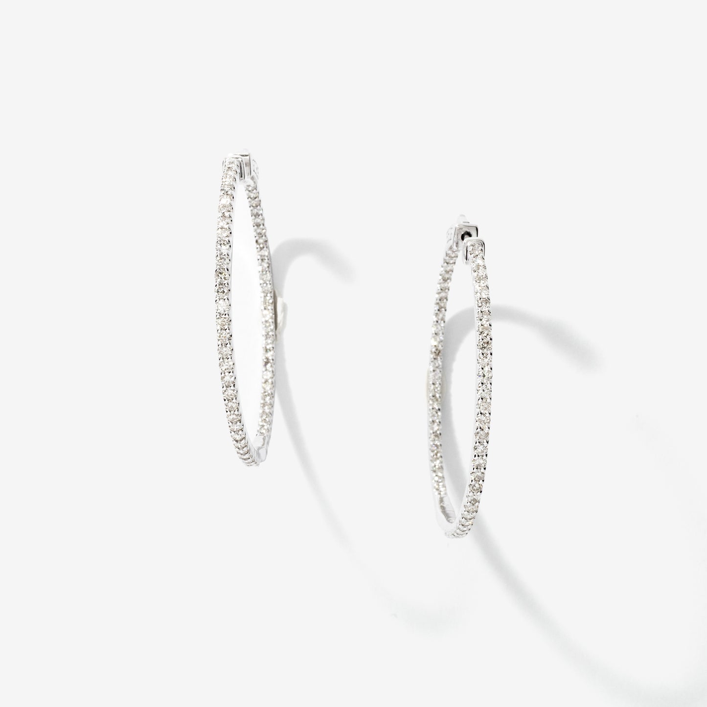 Diamond Cluster Hoop Earrings in 10K White Gold (2.50 ct tw)