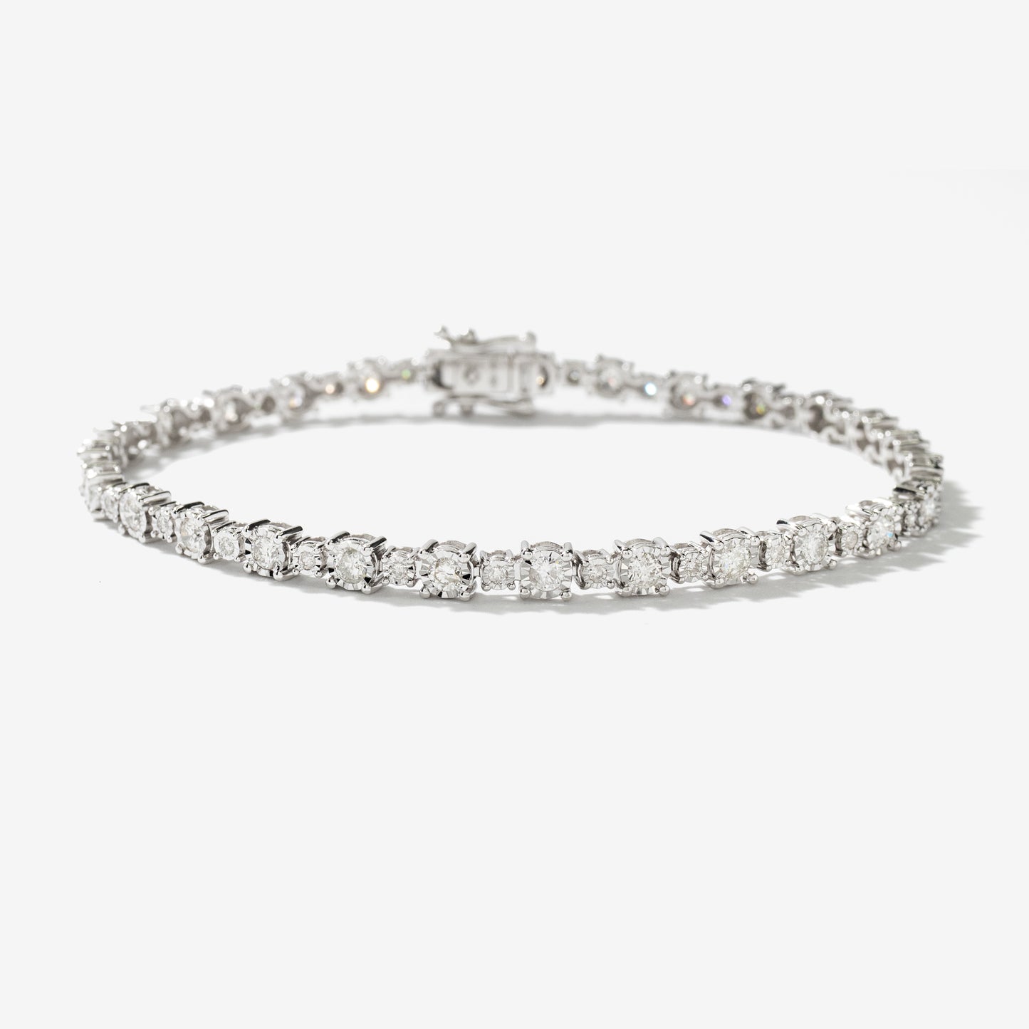 Diamond Bracelet in 10K White Gold (2.00 ct tw)