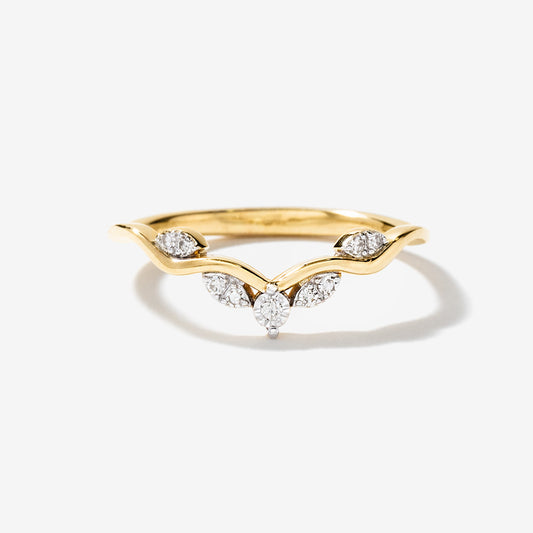 Diamond Cluster Ring in 10K Yellow Gold (0.07 ct tw)