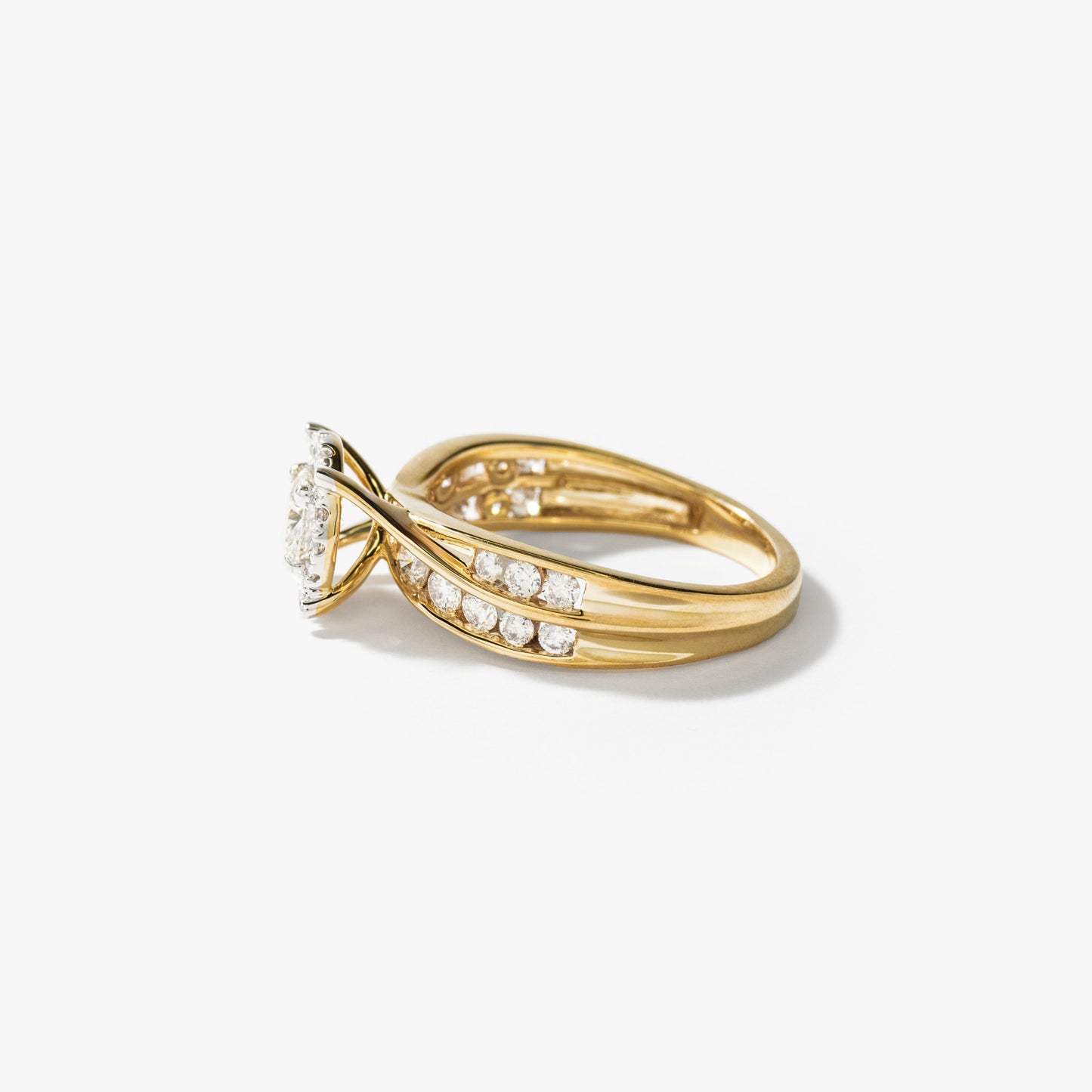 Diamond Engagement Ring in 10K yellow and White Gold (1.00 ct tw)