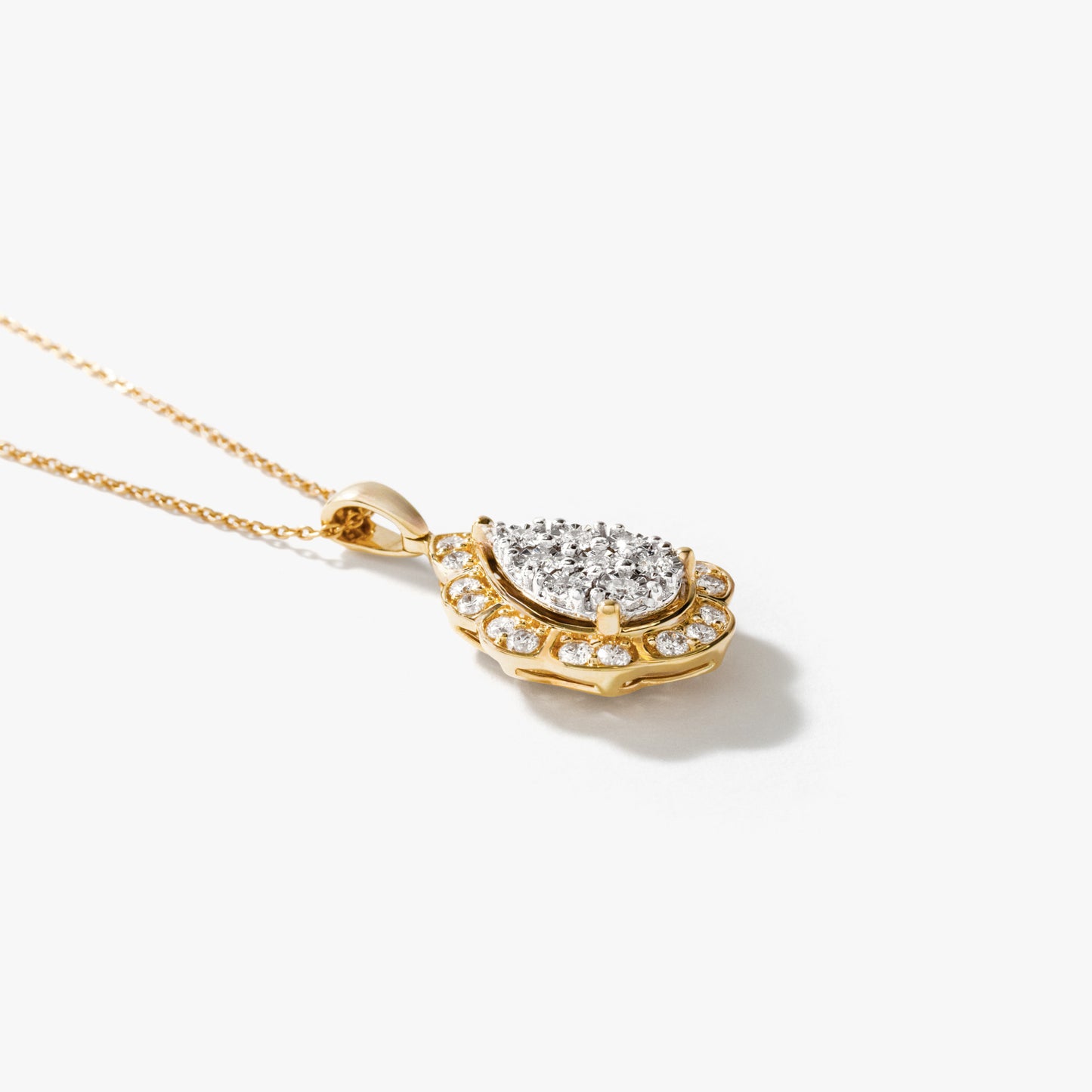 Diamond Cluster Necklace in 10K Yellow and White Gold (0.50 ct tw)