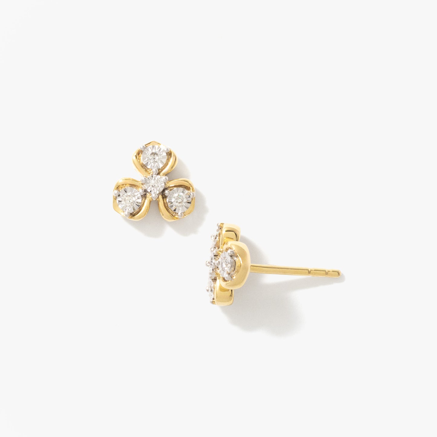 Diamond Flower Stud Earrings in 10K Yellow and White Gold (0.08 ct tw)
