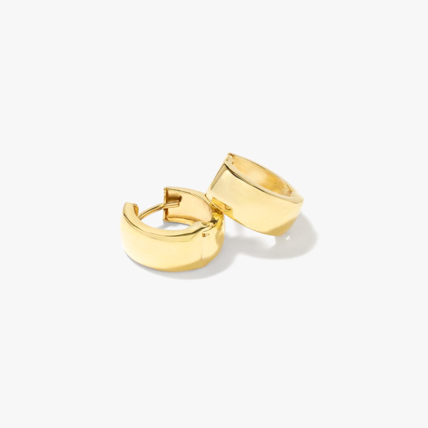 4.5mmx12.5mm Huggie Earrings in 10K Yellow Gold