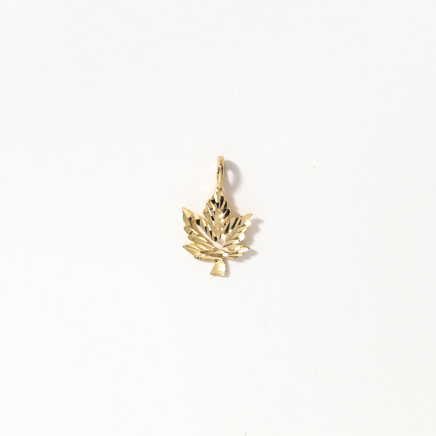 Maple Leaf Pendant in 10K Yellow Gold