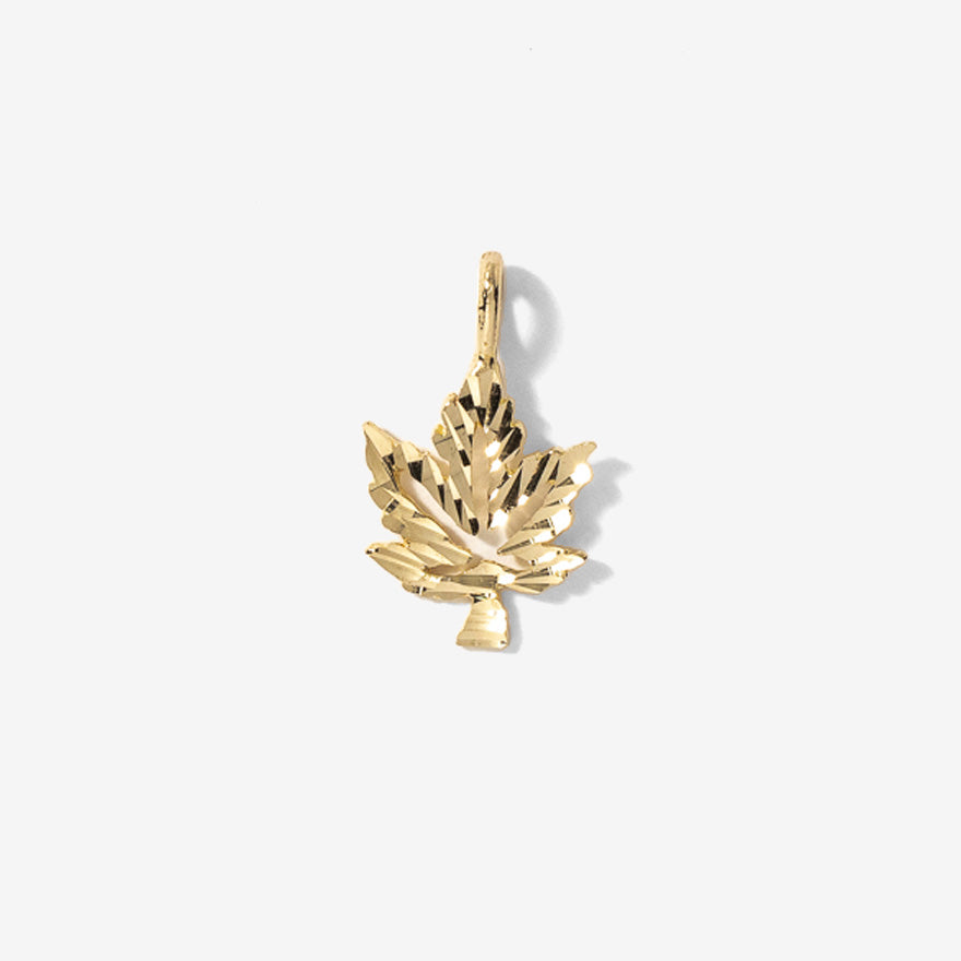 Maple Leaf Pendant in 10K Yellow Gold