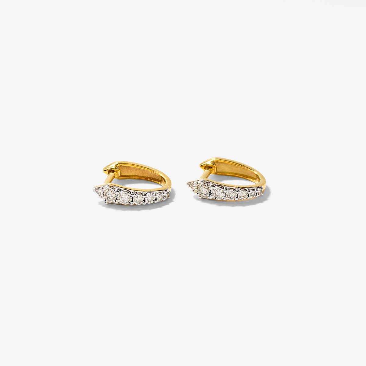 Diamond Hoop Earring in 10K Yellow and White Gold (0.20 ct tw)