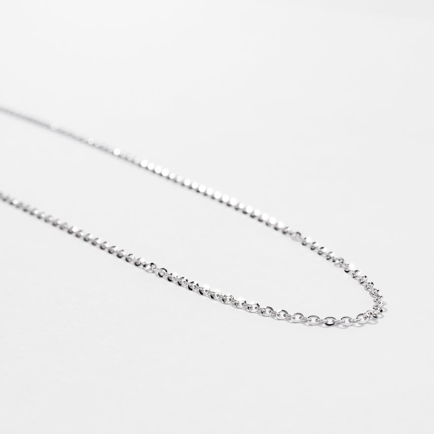 1.6mm Round High Polished Cable Chain in 10K White Gold (18")