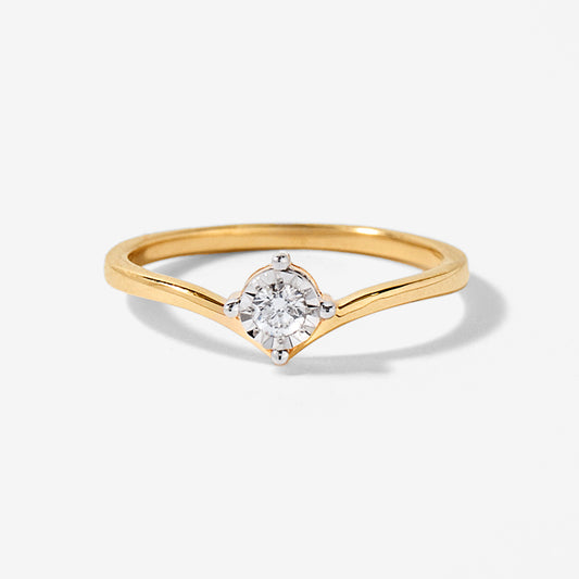 V Solitaire Ring in 10K Yellow Gold (0.08 ct tw)