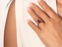 Oval Amethyst Ring 10K Yellow Gold