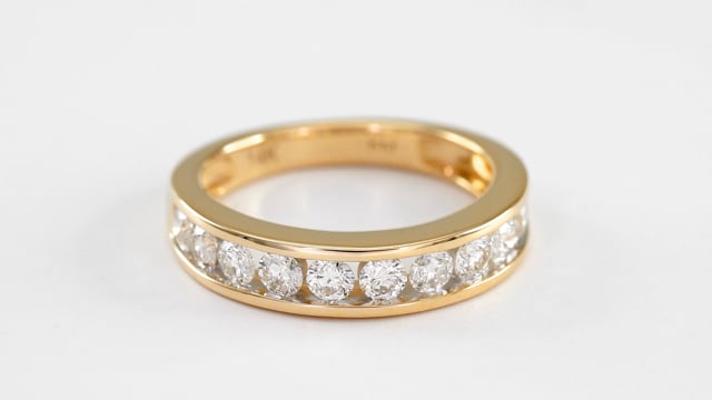 Channel Set Diamond Anniversary Ring in 14K Yellow Gold (1.00 ct