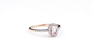 Oval Morganite Halo Diamond Ring in 14K Rose Gold (6mm x 4mm