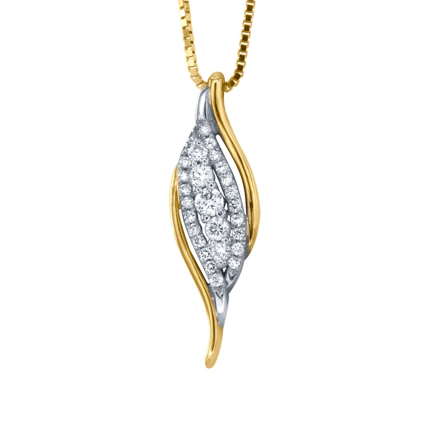Diamond Cluster Pendant Necklace in 10K Yellow and White Gold (0.21 ct tw)