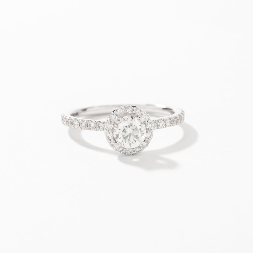 Diamond Halo Engagement Ring in 14K White Gold (0.90 ct tw)