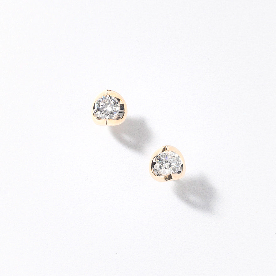 Tension Set Solitaire Canadian Diamond Stud Earrings in 14K Yellow Gold (0.70ct tw)