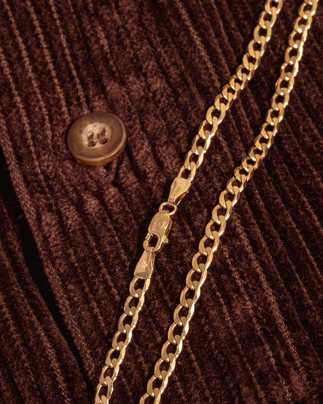 3.60mm Beveled Curb Chain in Italian 10K Yellow Gold (24”)