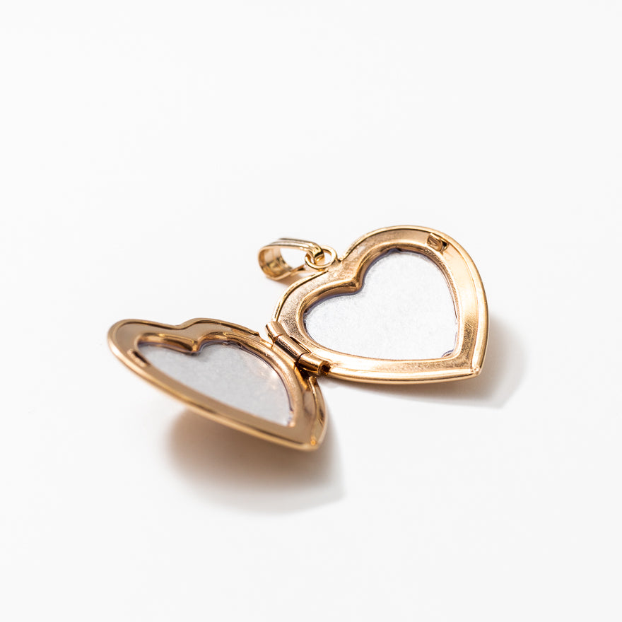 Heart Locket in 10K Yellow Gold