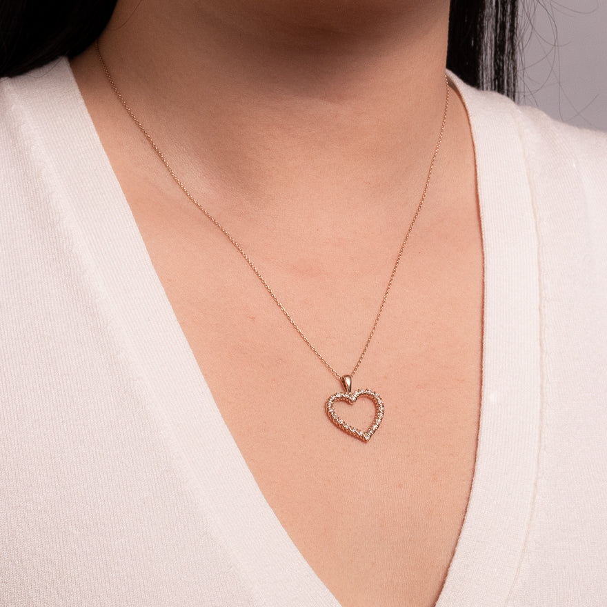 Heart Diamond Pendant Necklace in 10K Yellow Gold (0.25 ct tw)