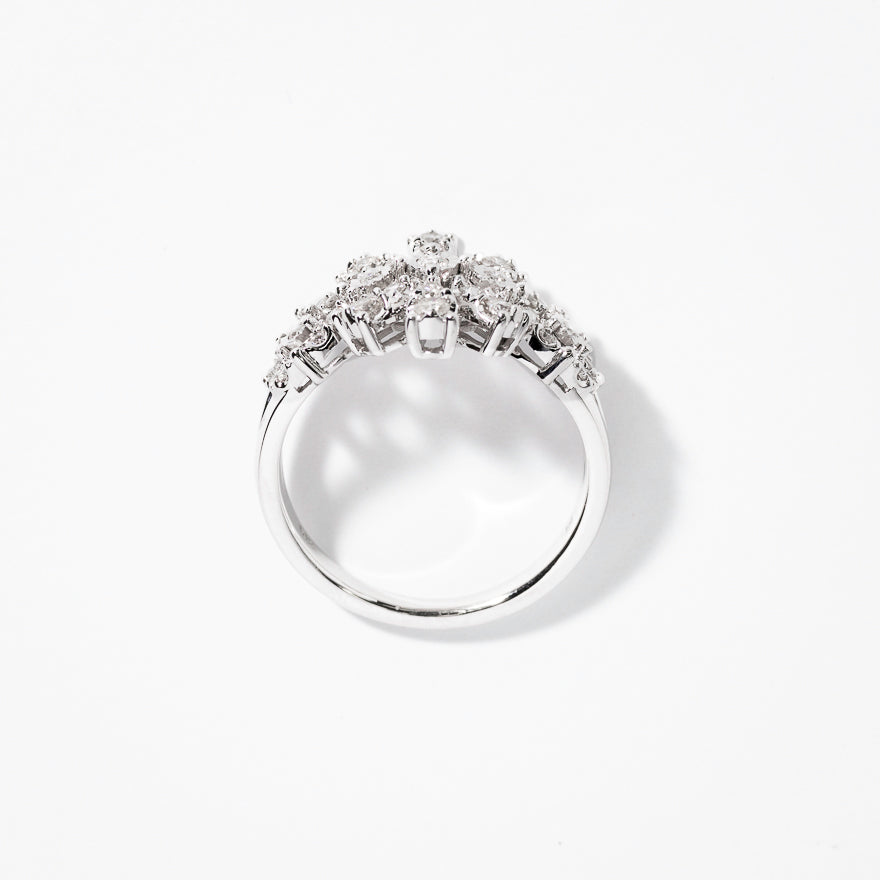 Diamond Cluster Ring 10K White Gold (0.50 ct tw)