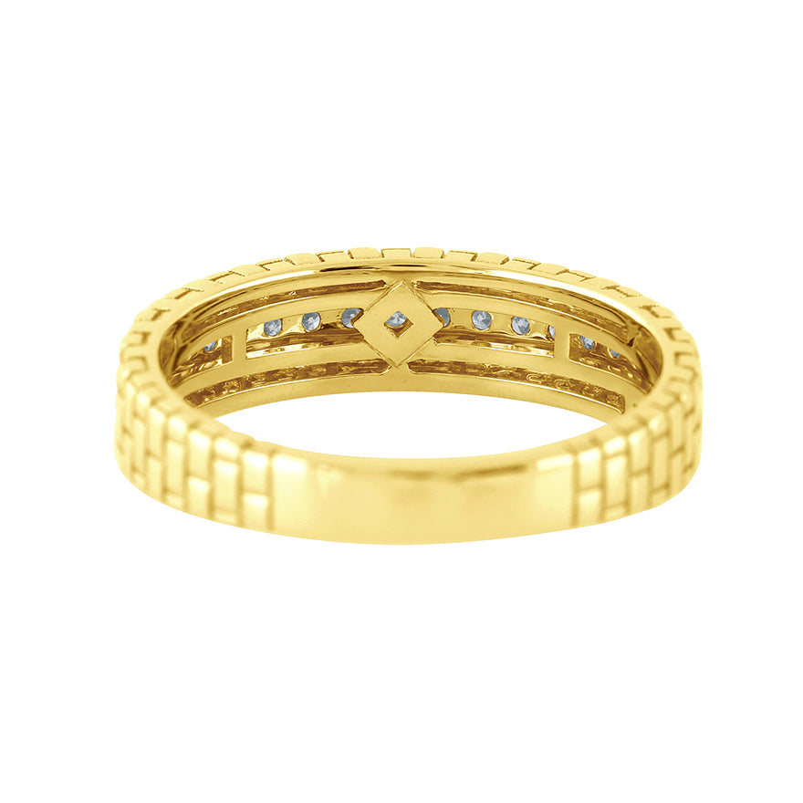 Men’s Diamond Wedding Band in 10K Yellow Gold (0.25 ct tw)