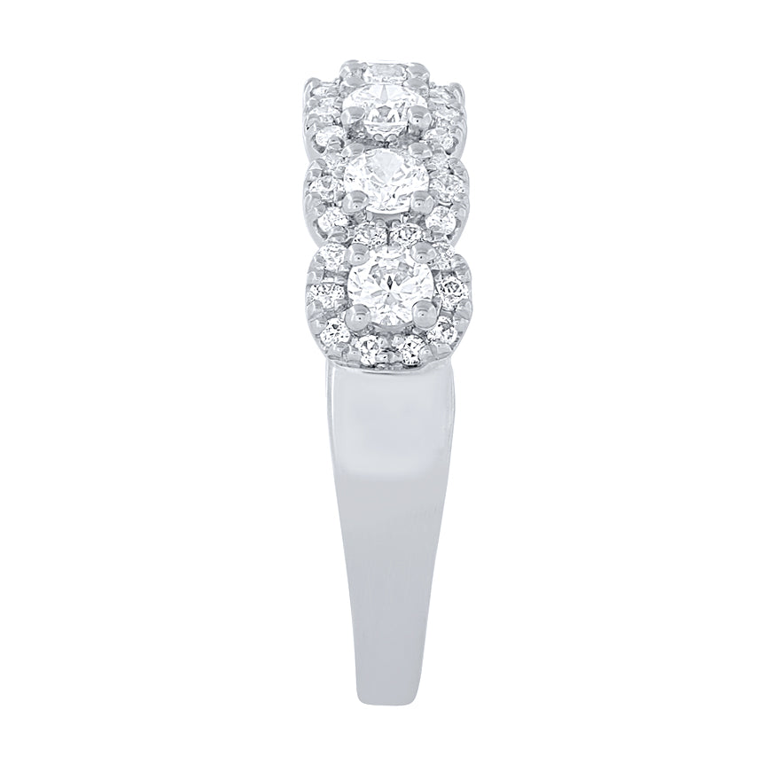 Diamond Anniversary Ring in 10K White Gold (1.00 ct tw)