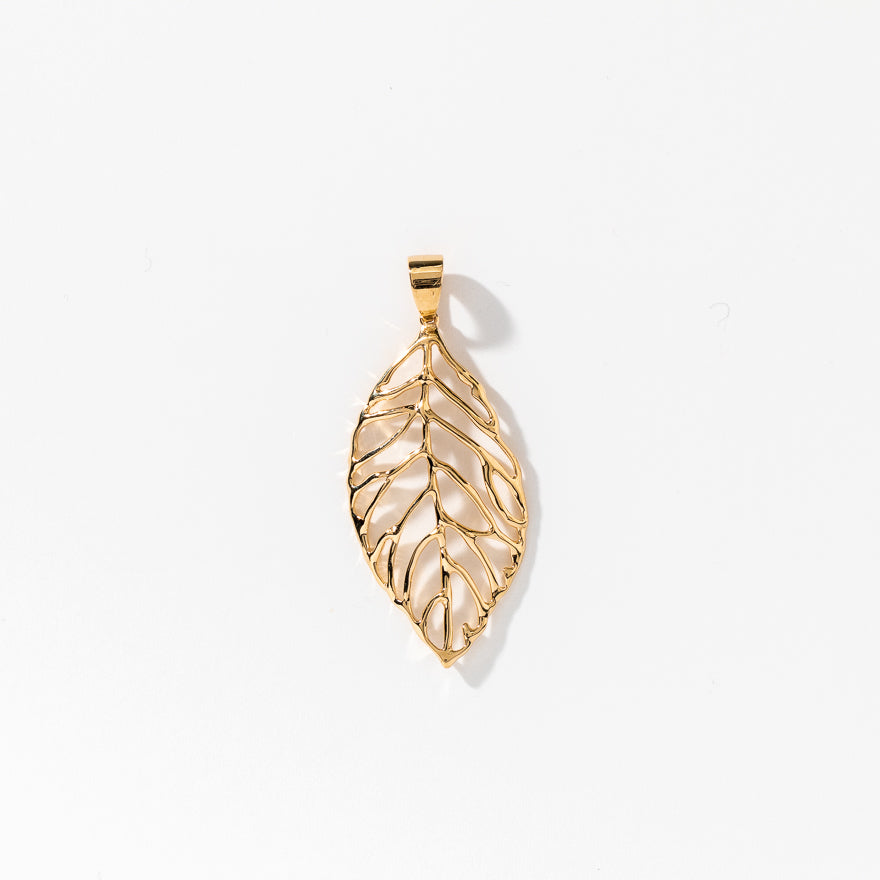 Leaf Pendant in 10K Yellow Gold