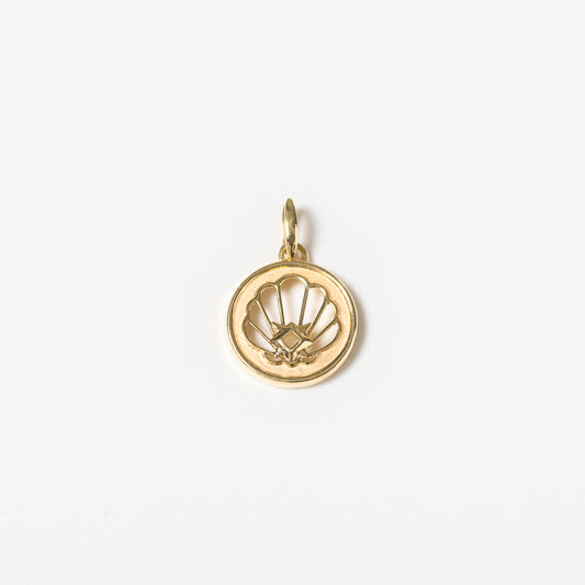 Shell Talisman Pendant in 10K Yellow Gold