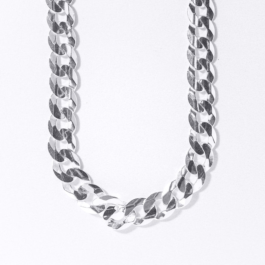 7.5mm Concave Curb Chain in Silver (22”)