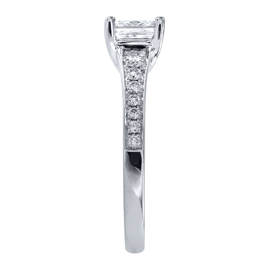 GIA Certified Engagement Ring With One Carat Princess Cut Diamond Centre (1.26 ct tw)