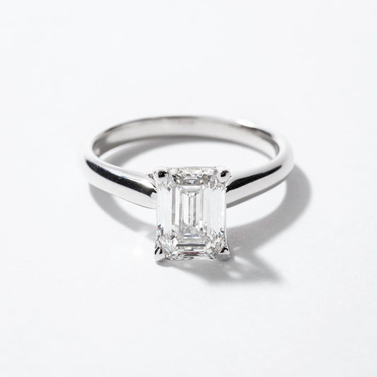 Lab Grown Emerald Cut Diamond Engagement Ring in 14K White Gold (2.00 ct tw)