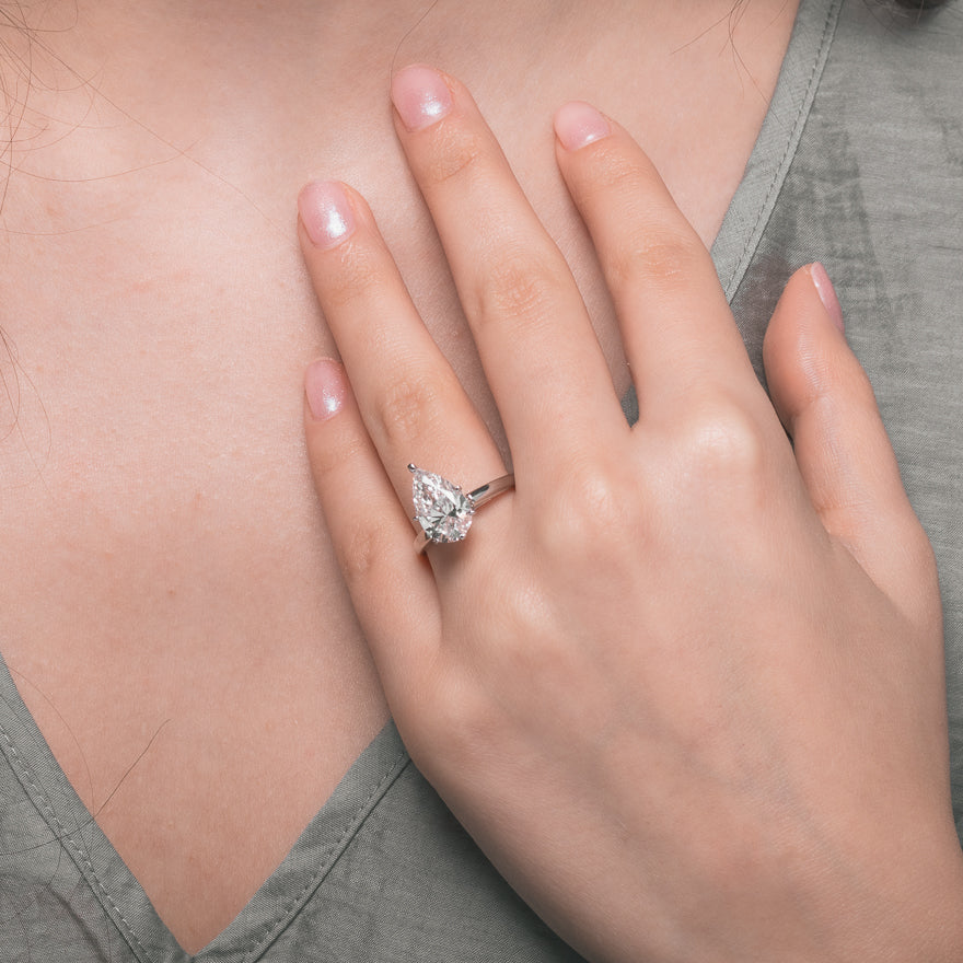 Lab Grown Pear Cut Diamond Engagement Ring in 14K White Gold