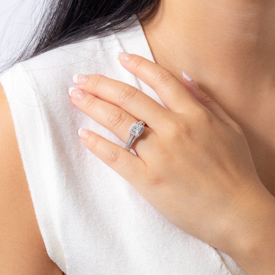 Princess Cut Diamond Engagement Ring in 18K White Gold (1.47 ct tw)